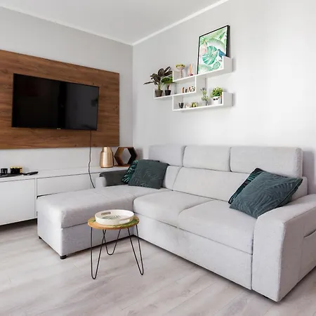 Apartment Przymorze Modern By Bookinghost *