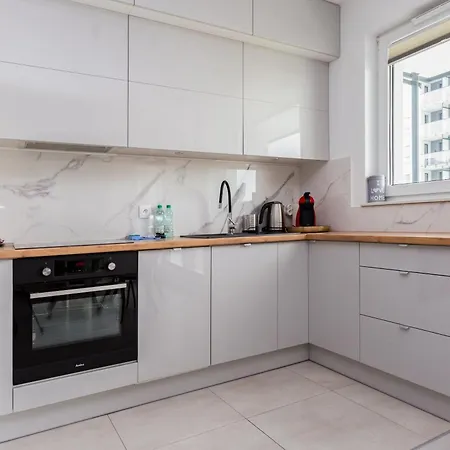 Przymorze Modern By Bookinghost